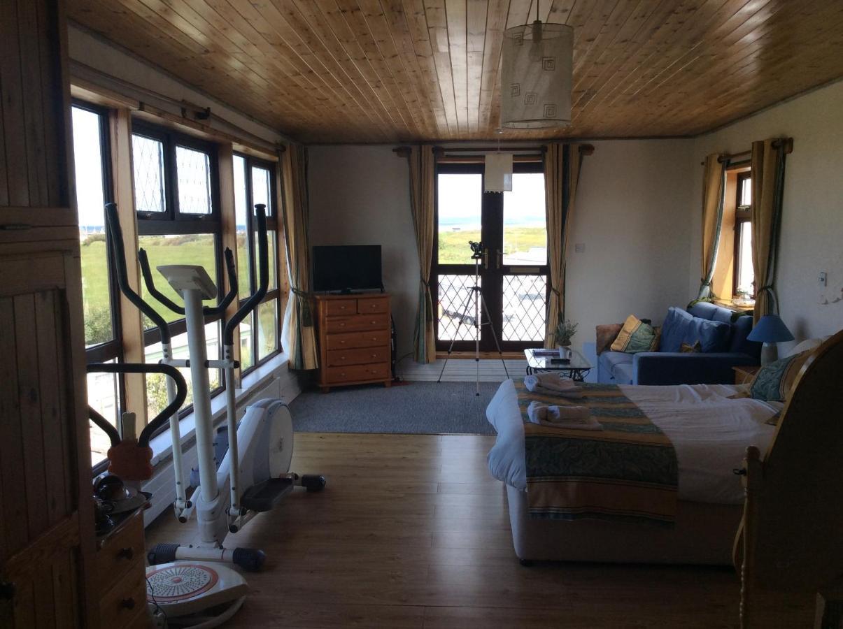Barkers Accommodation Spanish Point Eksteriør billede